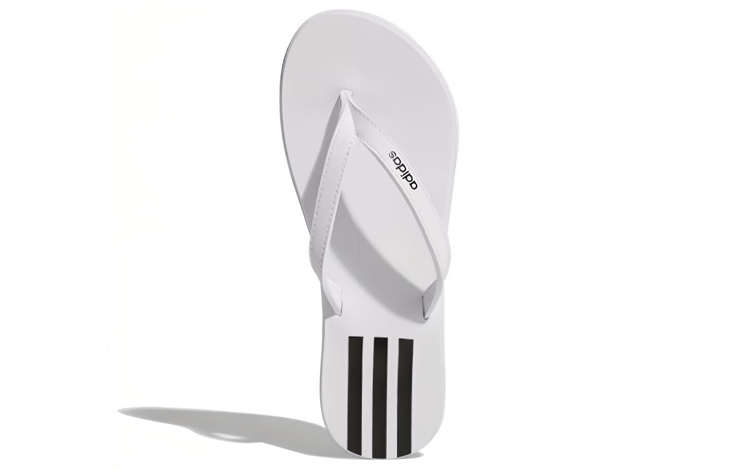 Adidas Eezay Шлепанцы Шлепанцы белые/черные женские