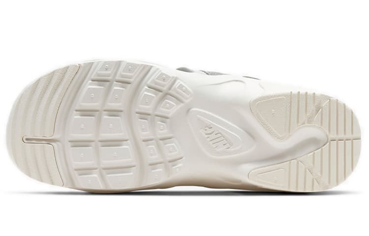 Женские сандалии Nike Canyon, серебристый металлик