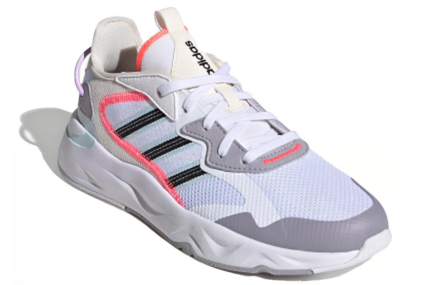 Женские кроссовки Adidas Neo Futureflow, белые, темно-серые, кремовые