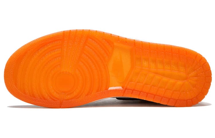 Женские кроссовки Air Jordan 1 Retro High Og, «Satin Shattered Backboard»