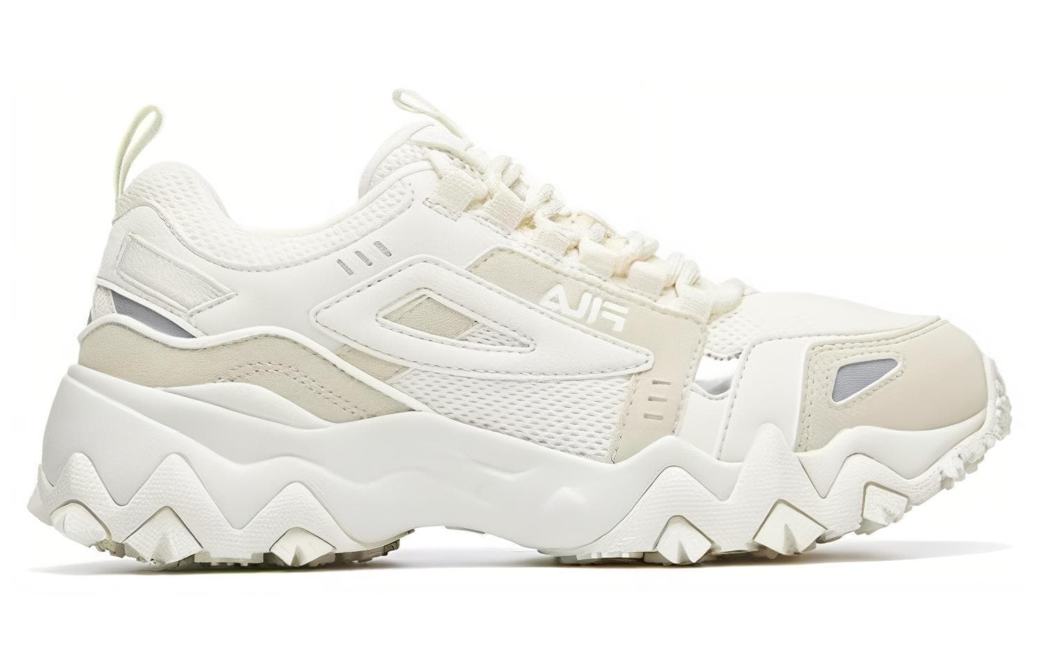 Кроссовки FILA Oakmont Low бежевые женские