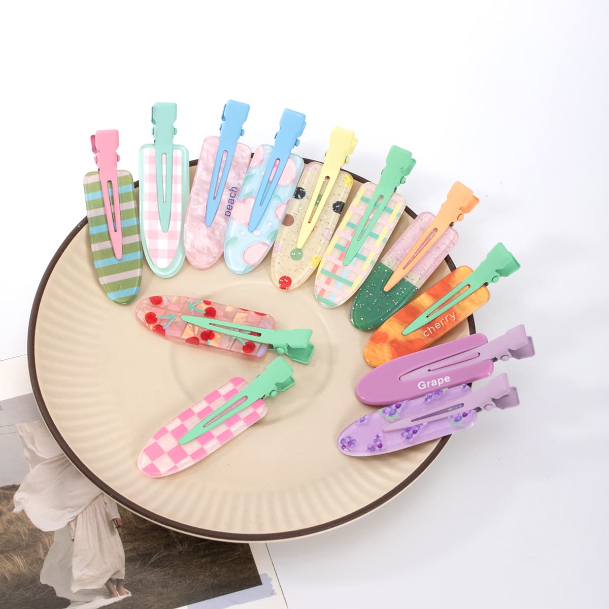 Женские акриловые заколки для волос ZANC, разные цвета