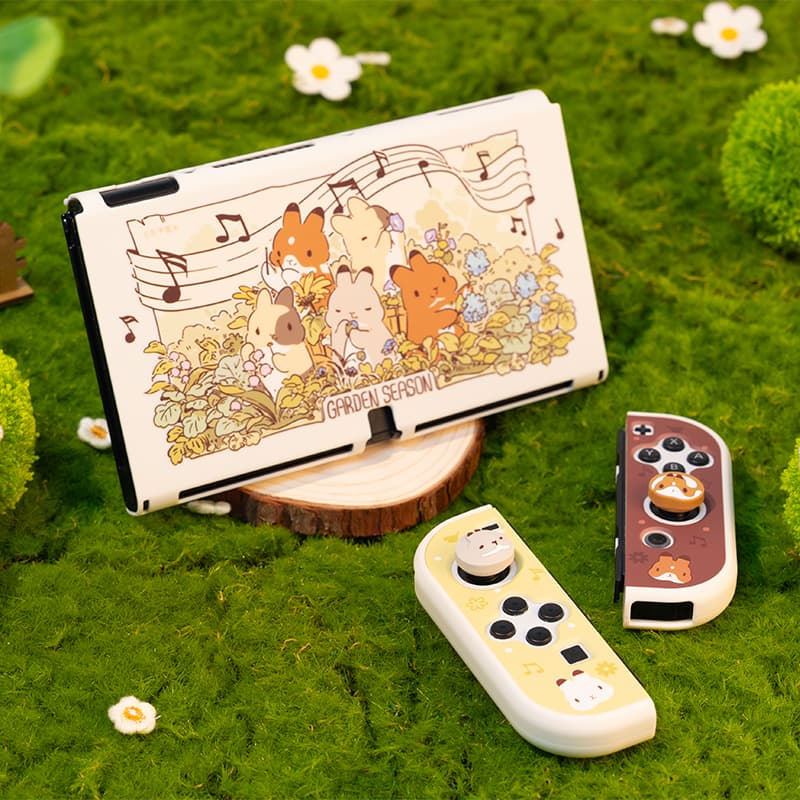 Desperately Switch Protector. Сотрудничество команды Тимоти. В комплект входит защитный чехол + защитные колпачки для джойстиков Joycon, 2 шт.