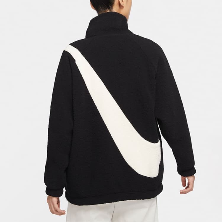 Куртка Nike весенняя женская черная