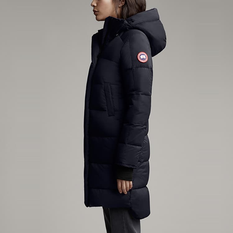 Пуховое пальто с нашивкой-логотипом Canada Goose