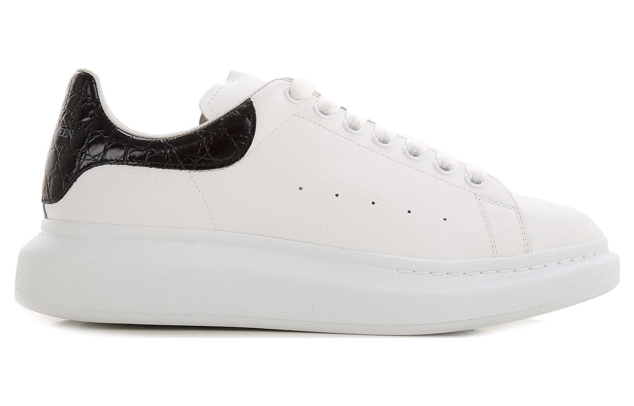 Оверсайз-кроссовки Alexander McQueen «Черный крокодил»