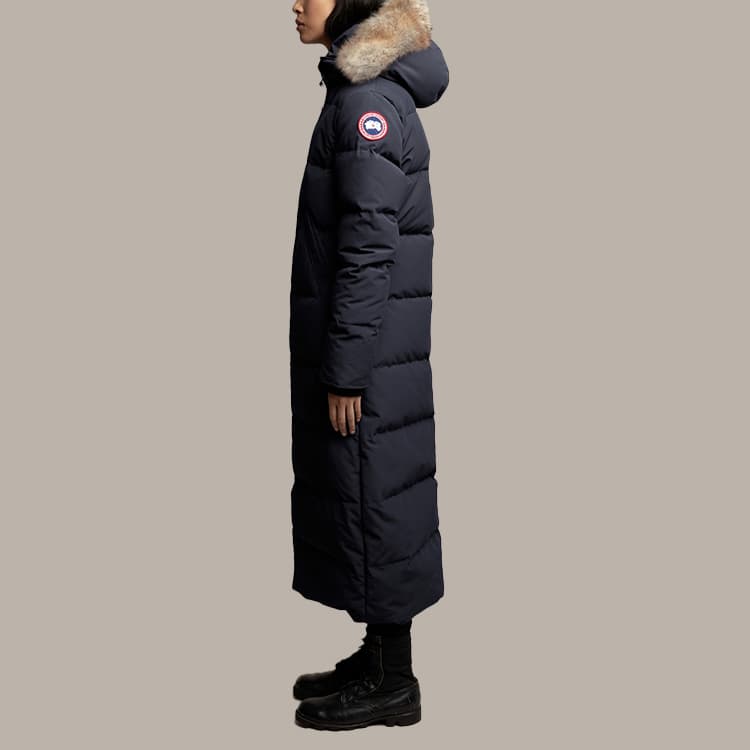 Пуховик Canada Goose Mystique Series, пальто-парка, женское, черное
