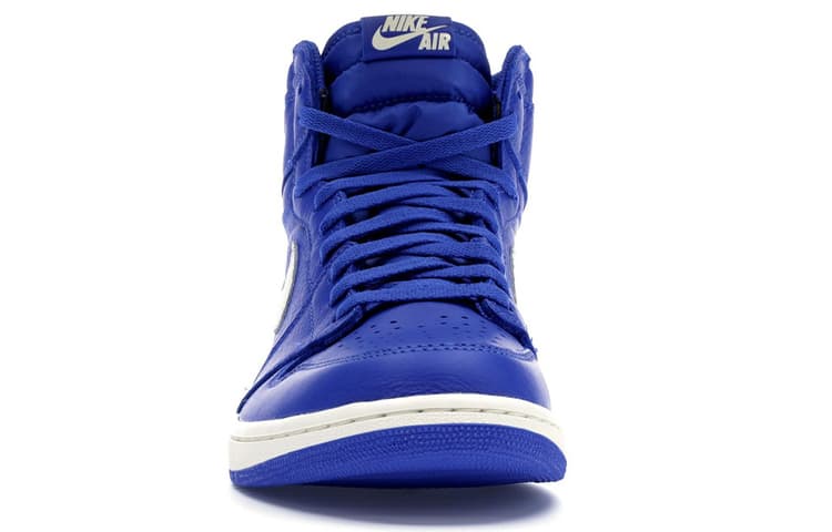 Air Jordan 1 Retro High и «Hyper Royal White»