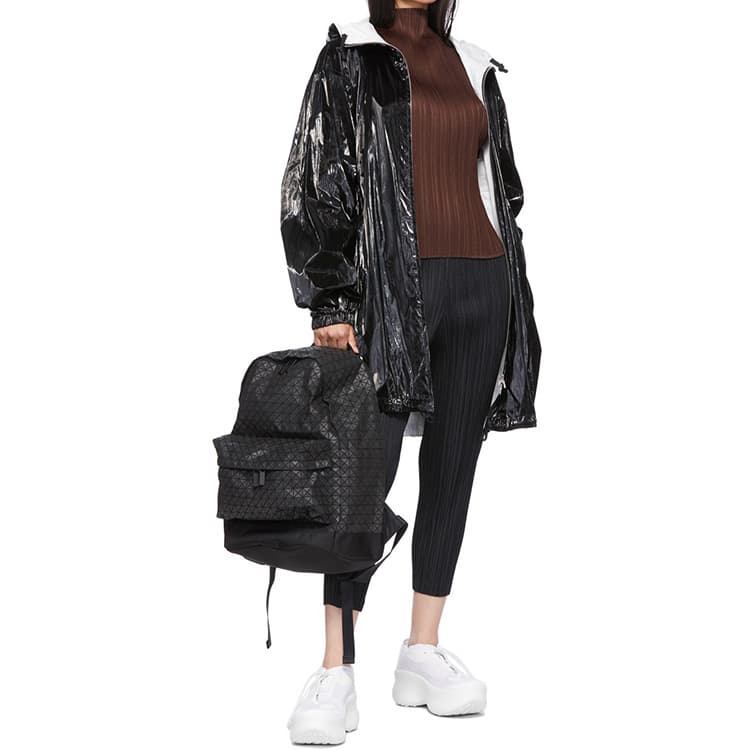 ISSEY MIYAKE Daypack Рюкзак из коровьей кожи унисекс матовый черный