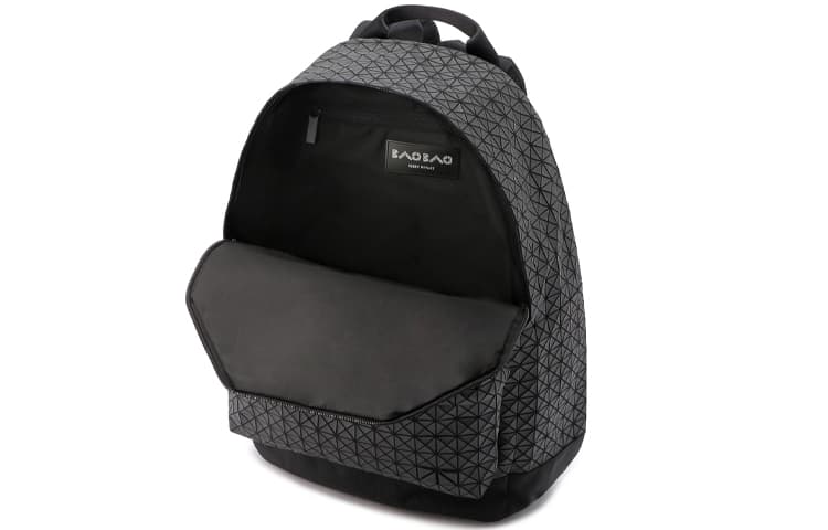 ISSEY MIYAKE Daypack Рюкзак из коровьей кожи унисекс матовый черный