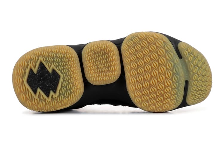 Детские баскетбольные кроссовки Nike Lebron 15 для начальной школы