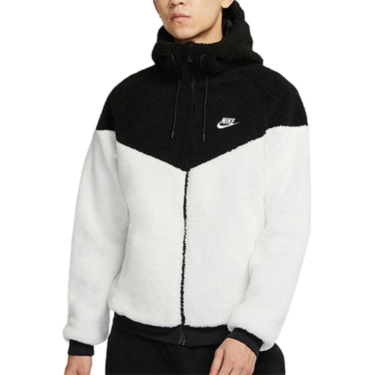 Мужские бархатные куртки Nike цвета экрю