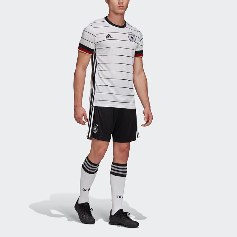 Спортивные шорты Adidas мужские черные