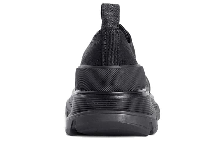 Кроссовки на шнуровке Alexander McQueen Tread Slick 'Triple Black'
