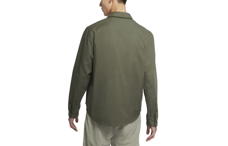 Мужские рубашки Nike армейского зеленого цвета