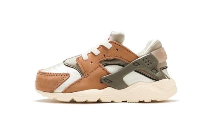 Nike Air Huarache Stussy Desert Oak 2021 TD