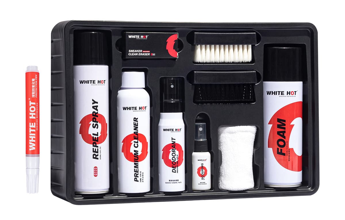 WHITE HOT Чистящие средства и салфетки для обуви