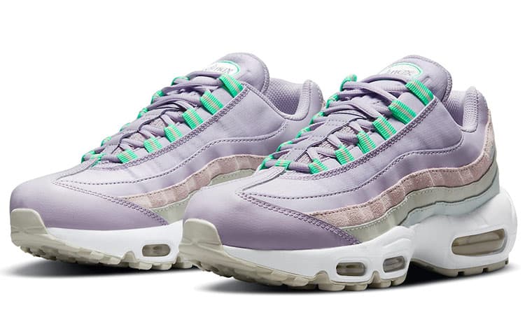Женские кроссовки Nike Air Max 95 лавандового цвета
