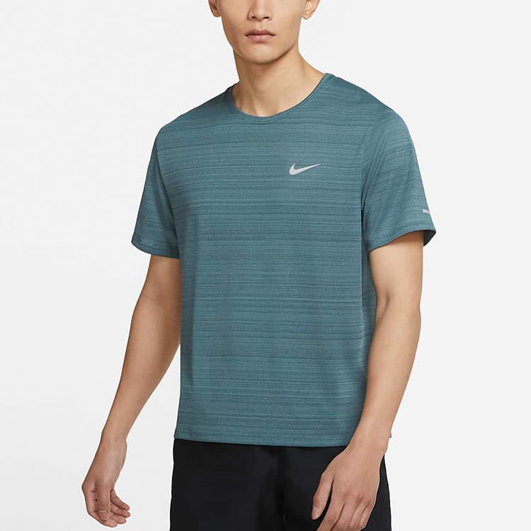 Мужская футболка для бега Nike серо-зеленая