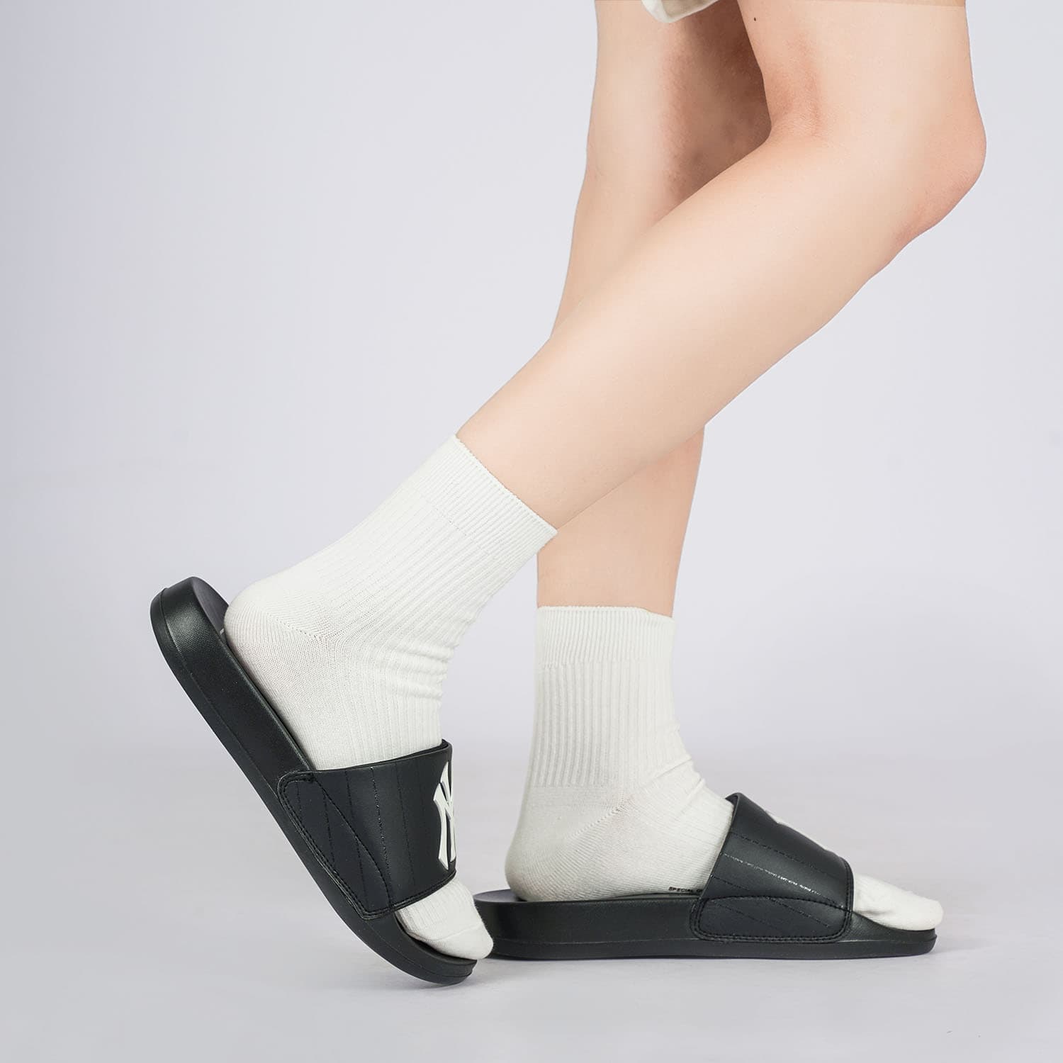 MLB Slipper EVA Totem Нескользящие шлепанцы унисекс, черные