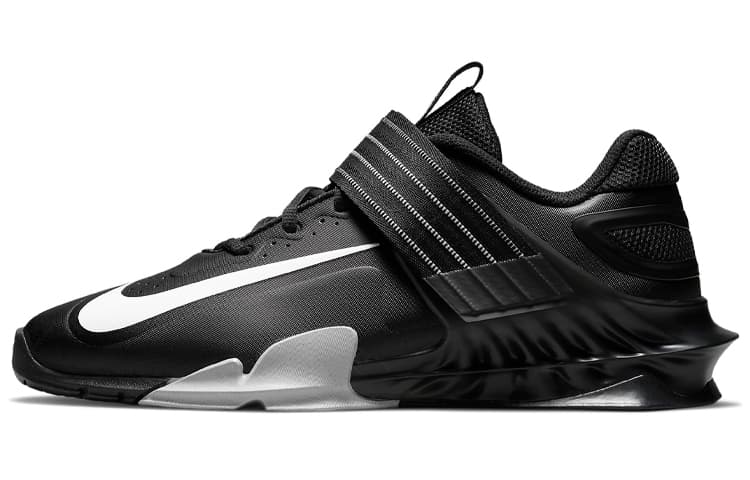 Nike Savaleos Black White