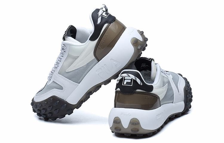 Женские низкие массивные кроссовки FILA Gara Cloud Dancer