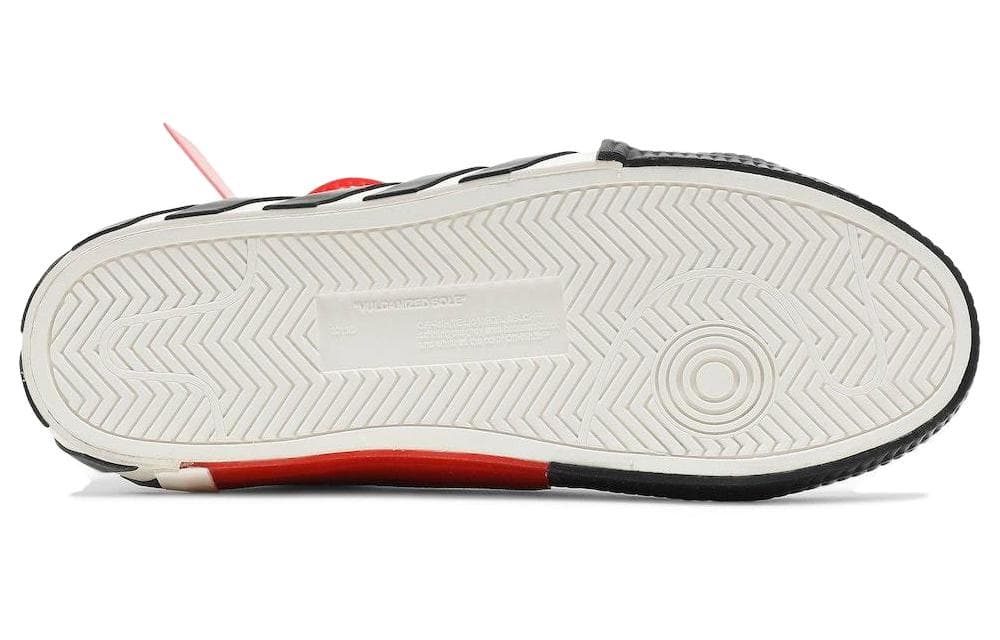 OFF WHITE Низкие вулканизированные туфли, черные/белые женские