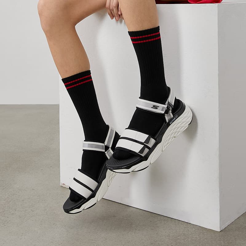 Skechers Max Амортизирующие пляжные сандалии женские белые черные