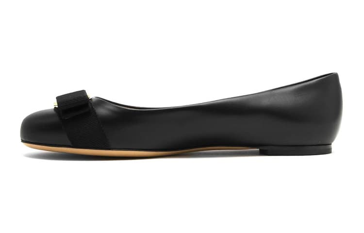 FERRAGAMO Vara Leather Ballerina Shoes