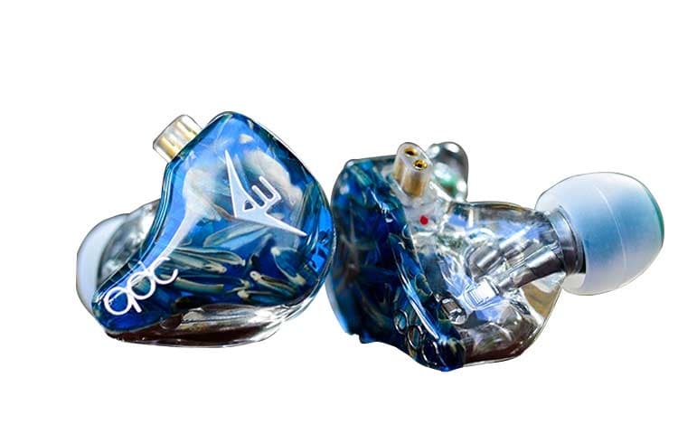 Проводные наушники Qdc