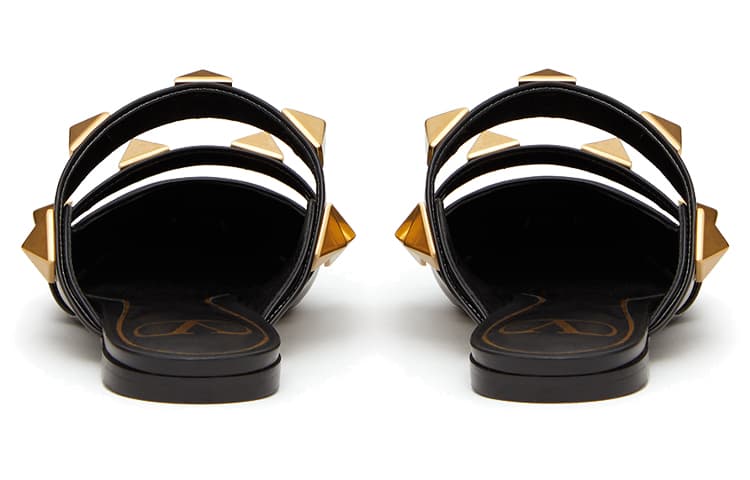 Мюли на плоской подошве с римскими заклепками Valentino Garavani