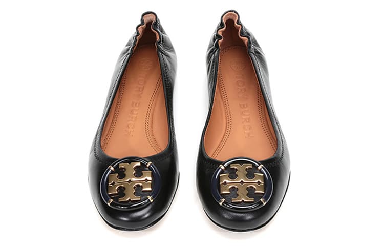 TORY BURCH Minnie Туфли на плоской подошве женские черные