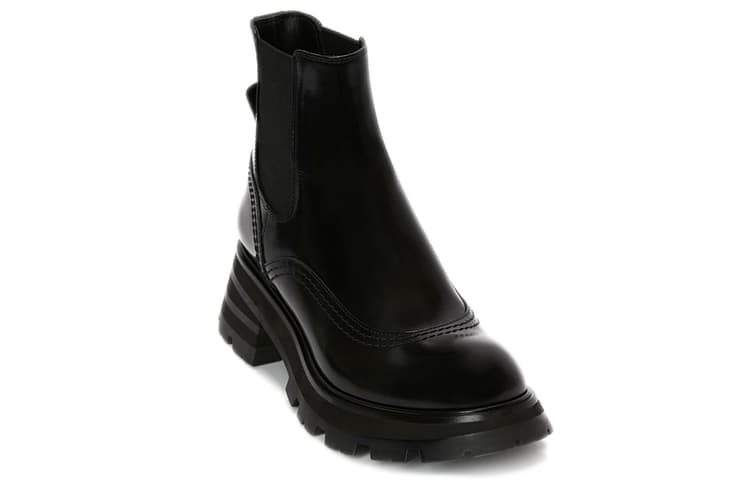 Женские ботинки челси Alexander McQueen Wander со вставками