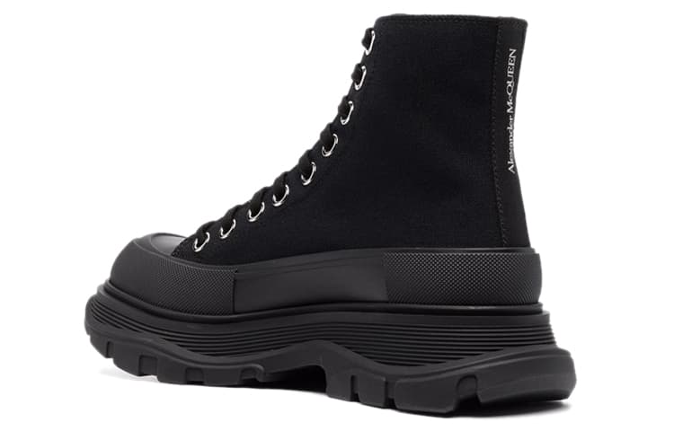 Черные женские ботинки на шнуровке Alexander McQueen Tread Slick