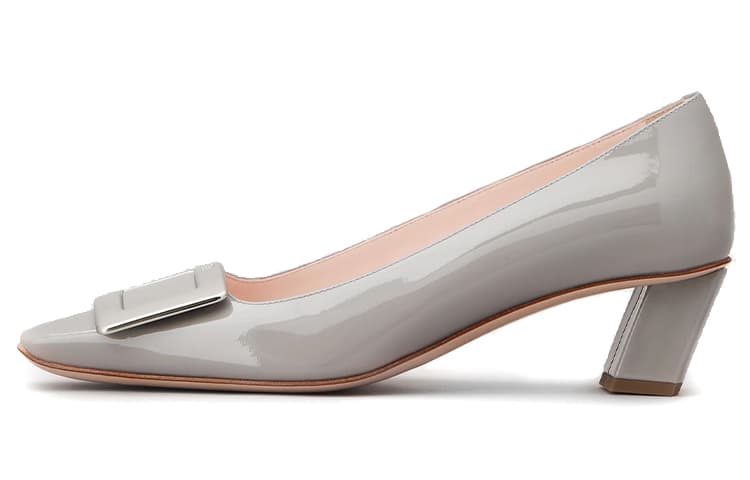 Roger Vivier Front Buckle Detail Pumps