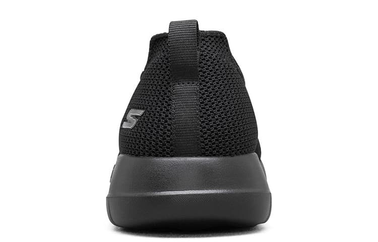 Skechers Go Walk Max «All Black»