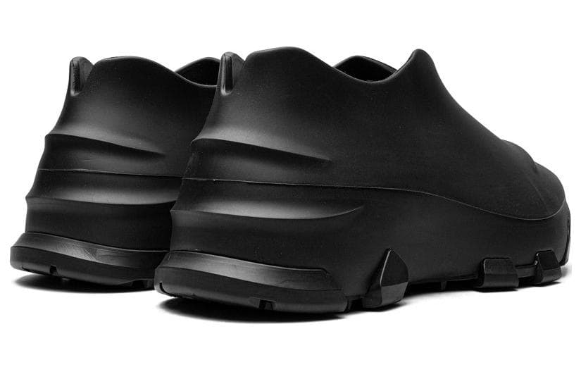 Живанши Монументальный Мальва Лоу 'Черный'