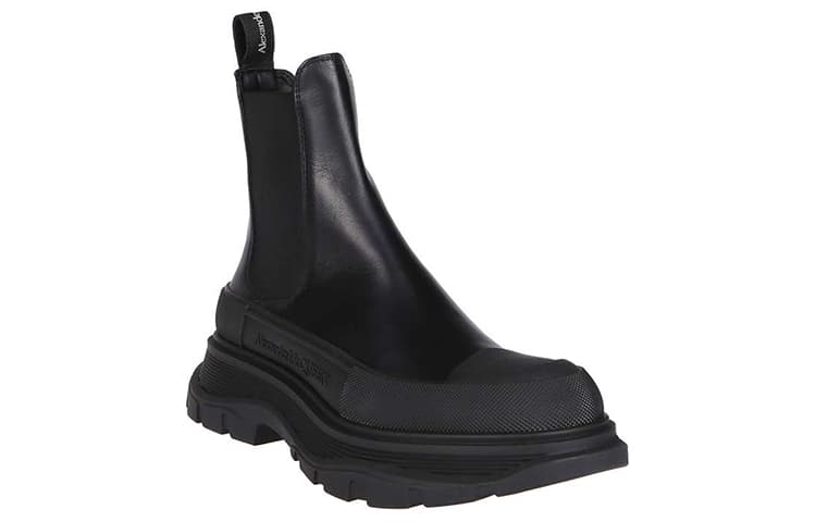 Черные женские ботинки до щиколотки Alexander McQueen Chelsea Tread