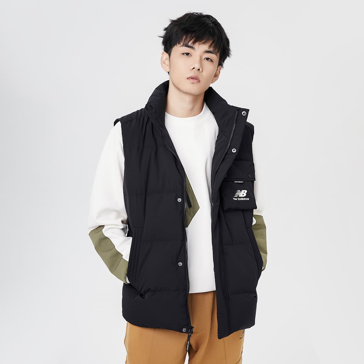 Пуховик New Balance унисекс, черный