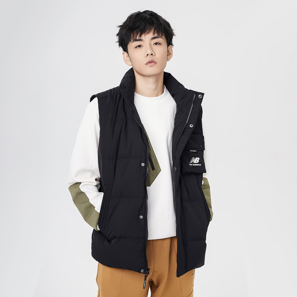 Пуховик New Balance унисекс, черный