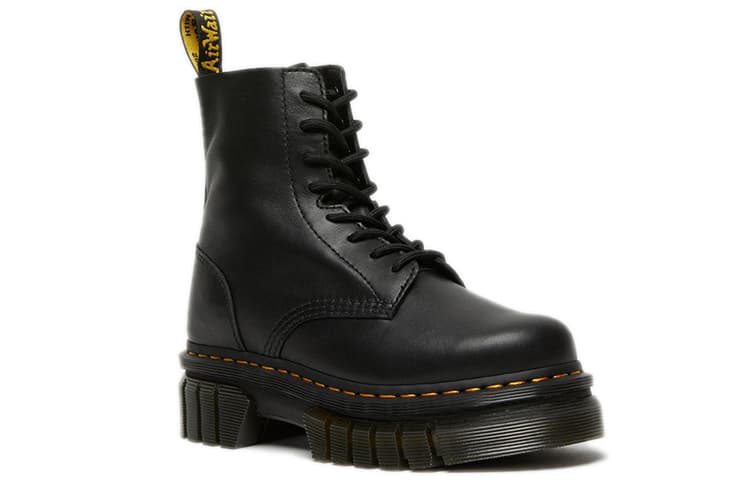 Женские кожаные ботильоны на платформе Dr. Martens Audrick, цвет "Черный"