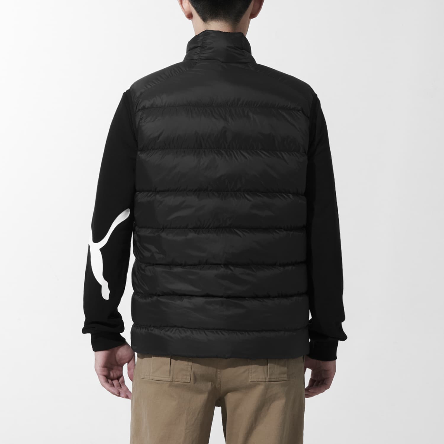Мужской пуховый жилет PUMA черный