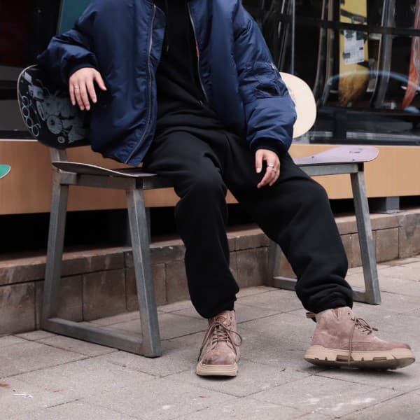 Короткие мужские ботинки Martin Dickies Dragon ограниченной серии светло-коричневого цвета