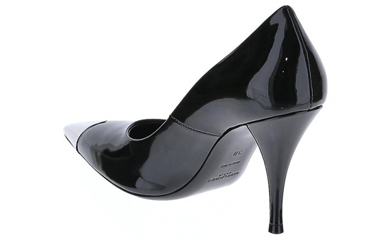 SAINT LAURENT Туфли с острым носком