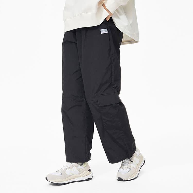 Женские трикотажные спортивные штаны New Balance, черные