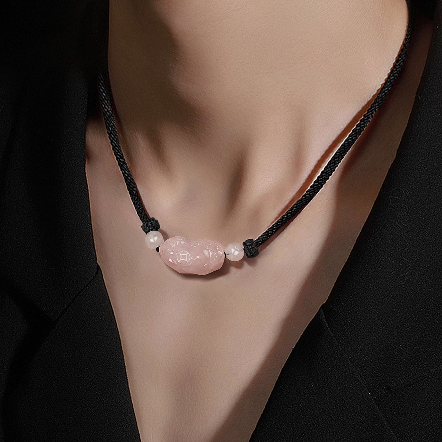 STYLEJING Розовый кристалл обсидиана Год зодиака Цепочка на ключицу Унисекс Изысканная коробка