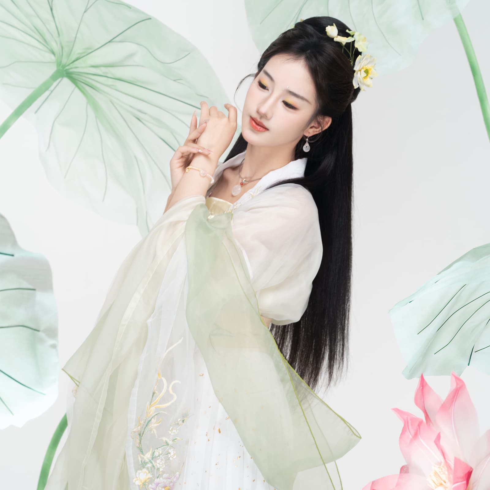 Браслеты Jodie&Kevin с белым агатом унисекс