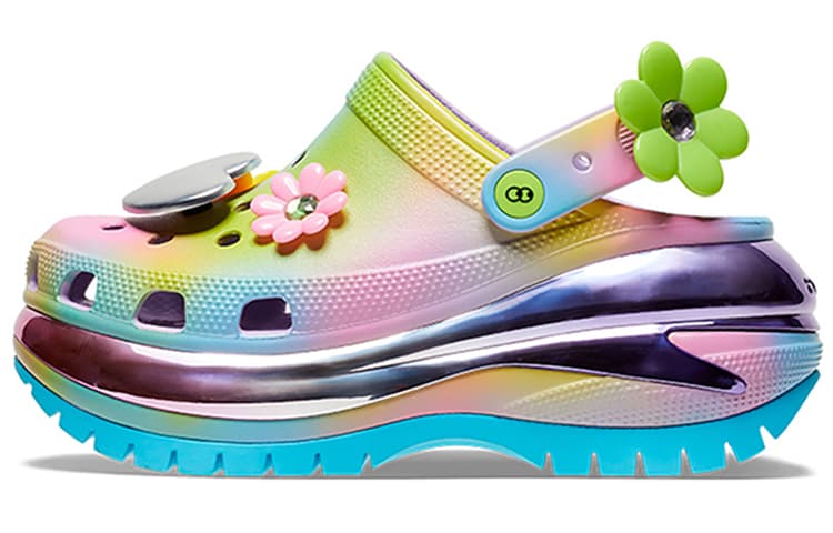 Crocs Mega Crush Clog Lazy Oaf New Dimensions