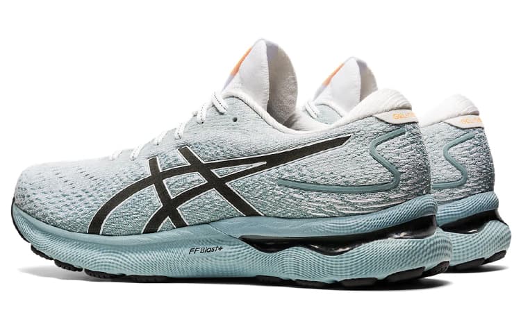ASICS Gel Nimbu 24 «Легкий стальной белый»