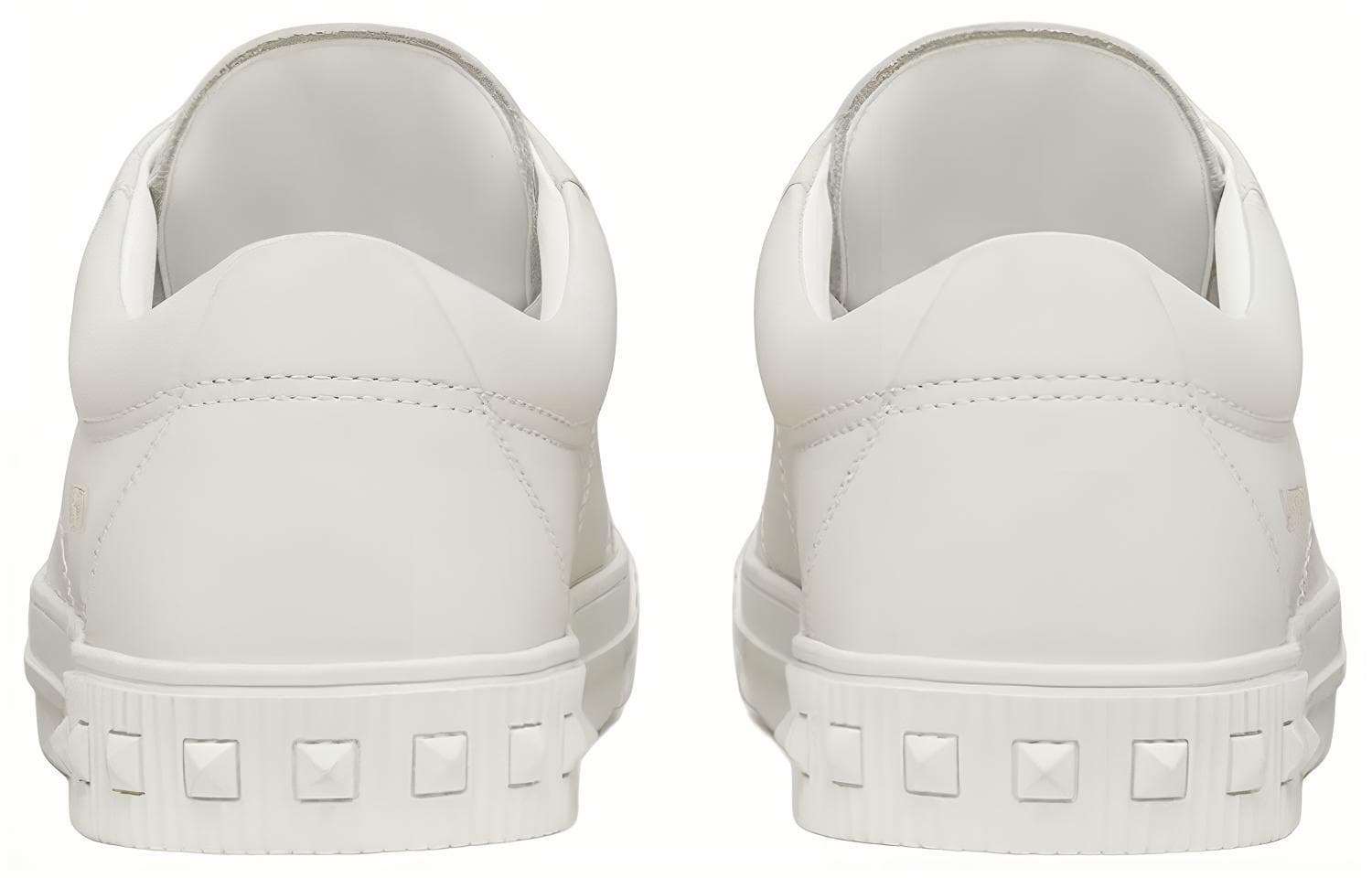 Кроссовки на шнуровке Valentino Garavani Cityplanet